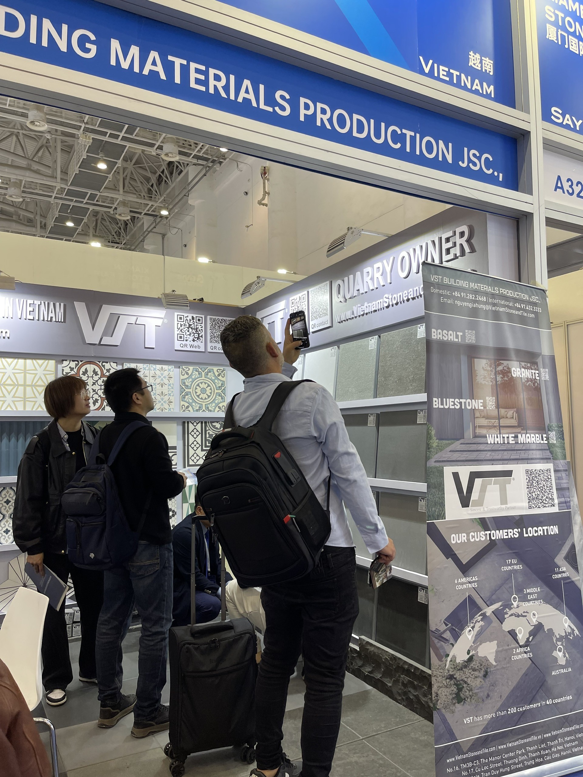 Connecting with Global Customers