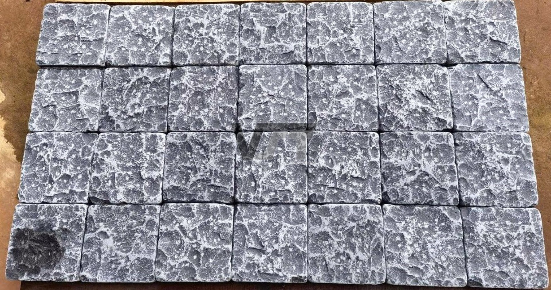 Basalt cobble tumbled